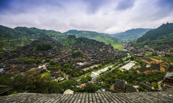 冬天去贵州穿衣指南_冬天去贵州当月天气_冬
