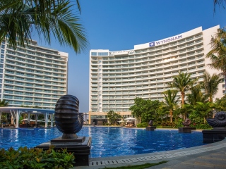 海南三亞旅游跟團需多少錢_特價海南三亞游_海南三亞旅游大概多少錢