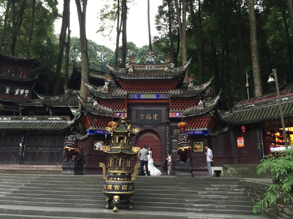 元旦去青城山穿衣指南_元旦去青城山穿什么衣