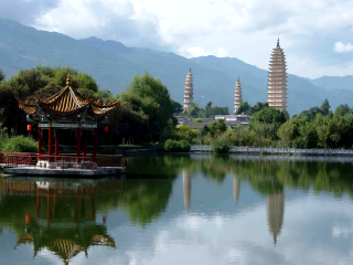 云南香格里拉旅行跟團(tuán)_去云南香格里拉游要多少錢
