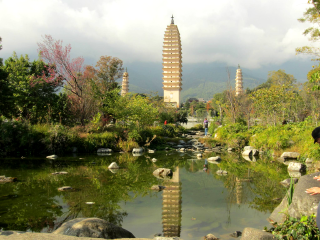 云南香格里拉旅行跟團(tuán)_去云南香格里拉游要多少錢