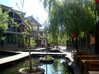 云南香格里拉旅行跟團(tuán)_去云南香格里拉游要多少錢