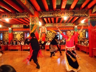 云南香格里拉旅行跟團(tuán)_去云南香格里拉游要多少錢