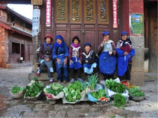云南瀘沽湖八月份旅游_報團去云南瀘沽湖多少錢_云南瀘沽湖游跟團