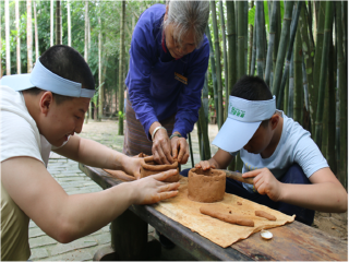 三亚旅游团多少钱_9月份三亚游价格_三亚跟团游旅游