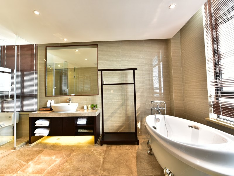 hotelPic