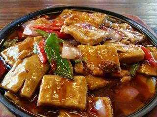 現(xiàn)在去云南香格里拉旅游多少錢_云南香格里拉旅行團_旅行團云南香格里拉游