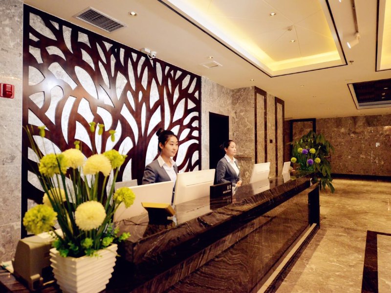 hotelPic
