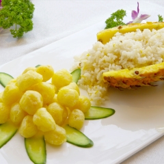 芭提雅泰式菠萝炒饭_2534_5621