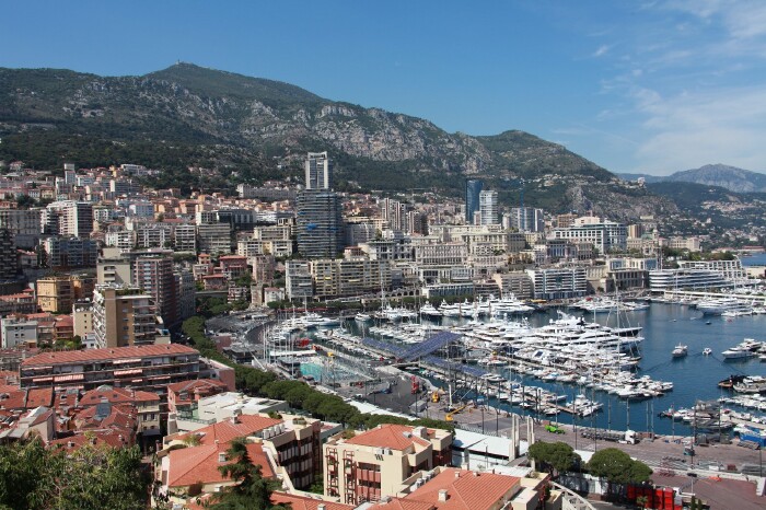 摩纳哥王妃_摩纳哥人均gdp(2)