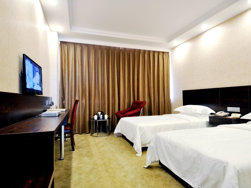 hotelPic