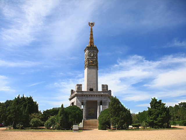 大连 旅顺 老虎滩双卧四日游 往返空调火车硬卧,套票包含【极地海洋