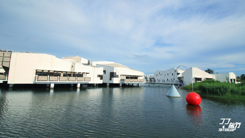 黑与白,传达属于这个城市的故事