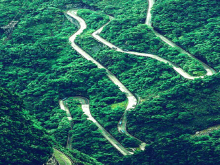 湖南鳳凰古城旅游價(jià)格多少_湖南鳳凰古城旅游最佳路線(xiàn)_湖南鳳凰古城旅游費(fèi)用