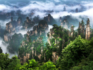 湖南鳳凰古城旅游價(jià)格多少_湖南鳳凰古城旅游最佳路線(xiàn)_湖南鳳凰古城旅游費(fèi)用