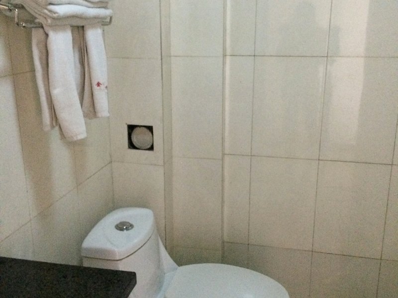 hotelPic