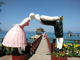 海南三亞跟團(tuán)還是自由行_海南三亞旅游價(jià)格多少_近期海南三亞游價(jià)格