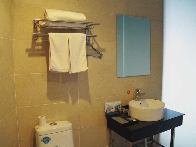 hotelPic