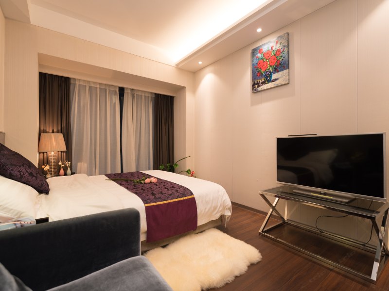 hotelPic