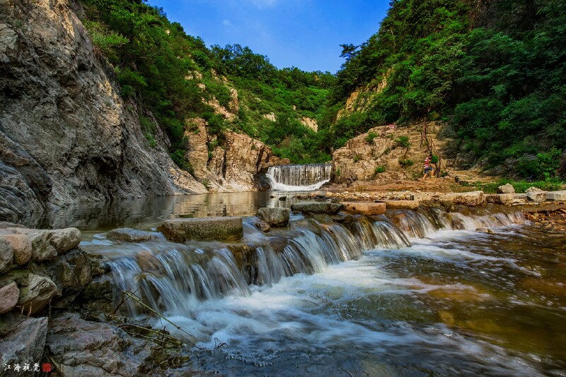 漫步龙潭大峡谷,不仅可感受青山之秀美,还