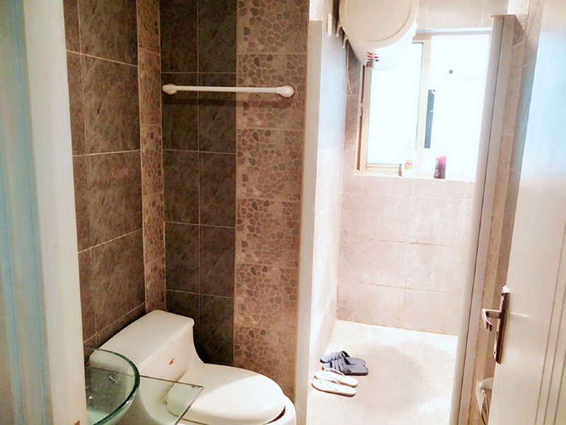 hotelPic