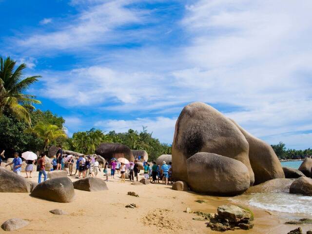 海南海口-三亚2日跟团游 经典环岛速游,畅游南