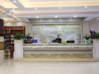 青海旅游需要多少錢_組團(tuán)去青海_青海旅游團(tuán)