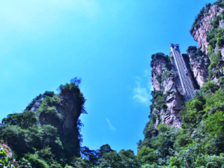 湖南張家界自由行旅游團_湖南張家界八月份旅游_湖南張家界報團旅游多少錢