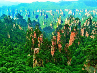 湖南張家界自由行旅游團_湖南張家界八月份旅游_湖南張家界報團旅游多少錢