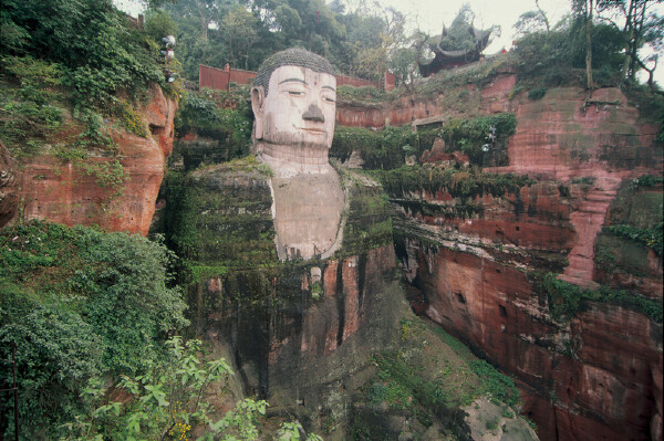 中国赠奥地利微缩版乐山大佛佛像,7月2日揭幕