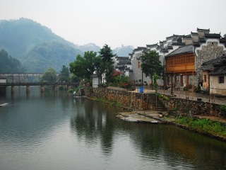 黃山旅游需要多少錢_去黃山旅游_去黃山游怎么省錢