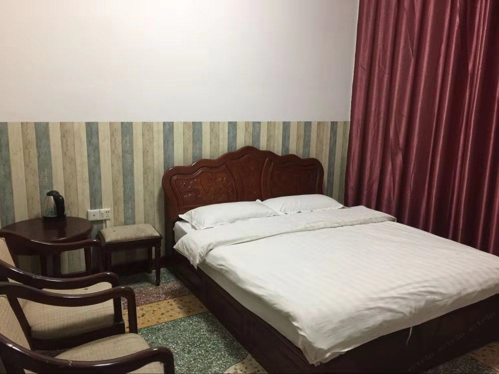 温馨大床房