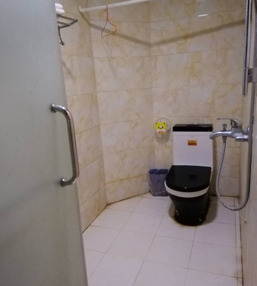 豪华情侣大床房