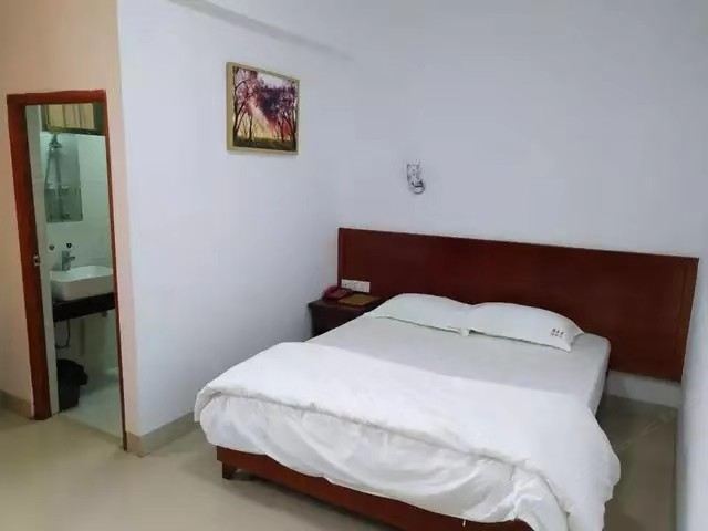 标准大床房