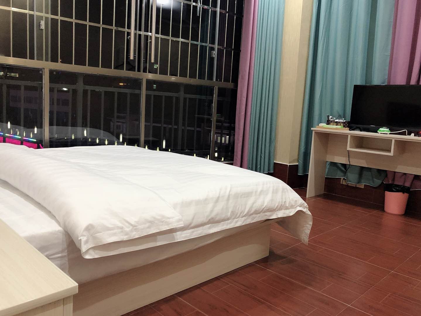 标准大床房