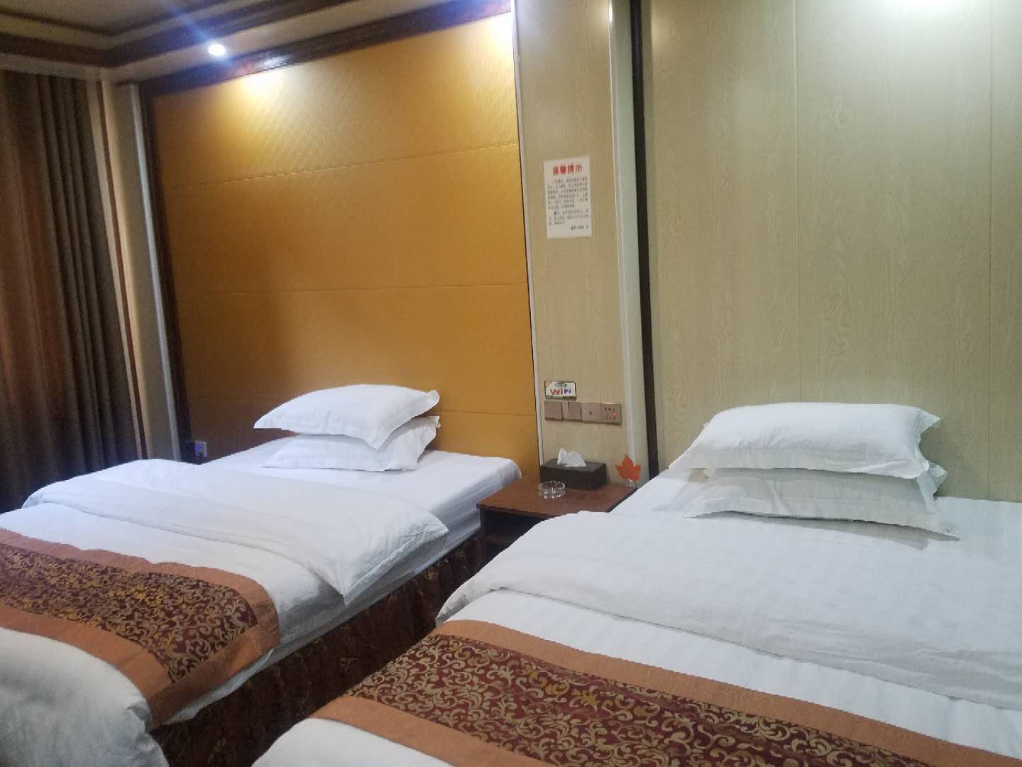 优选双床房