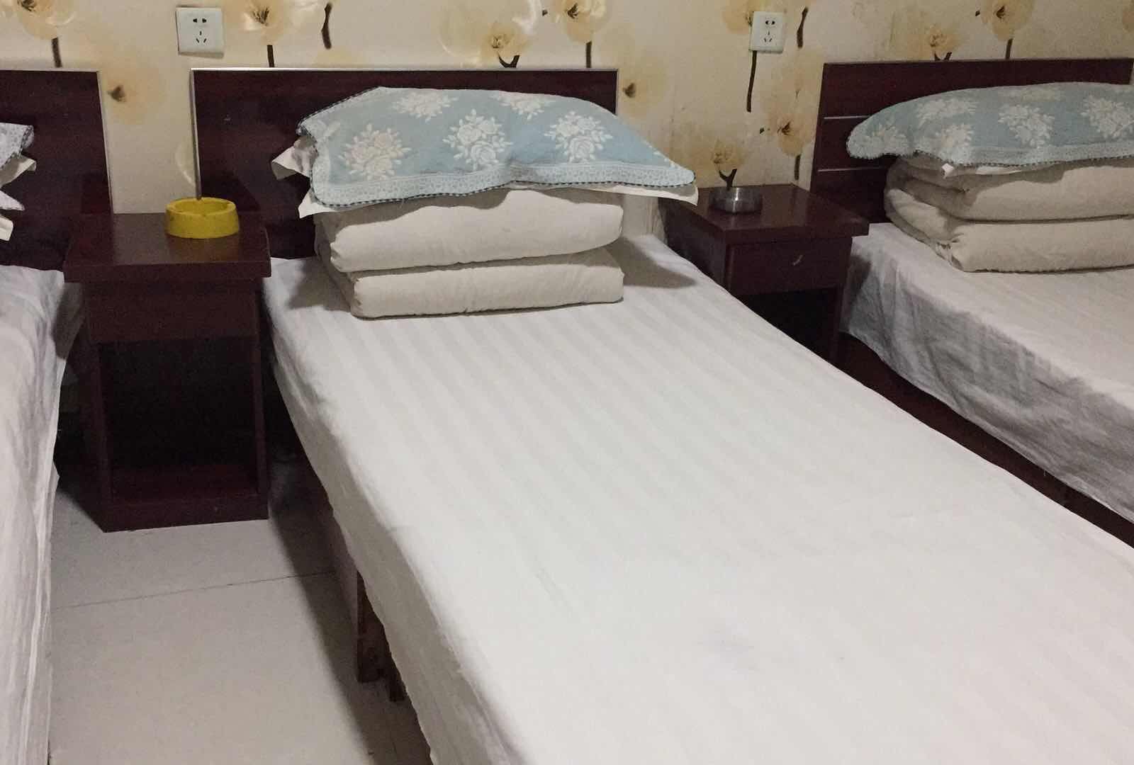 普通大床房