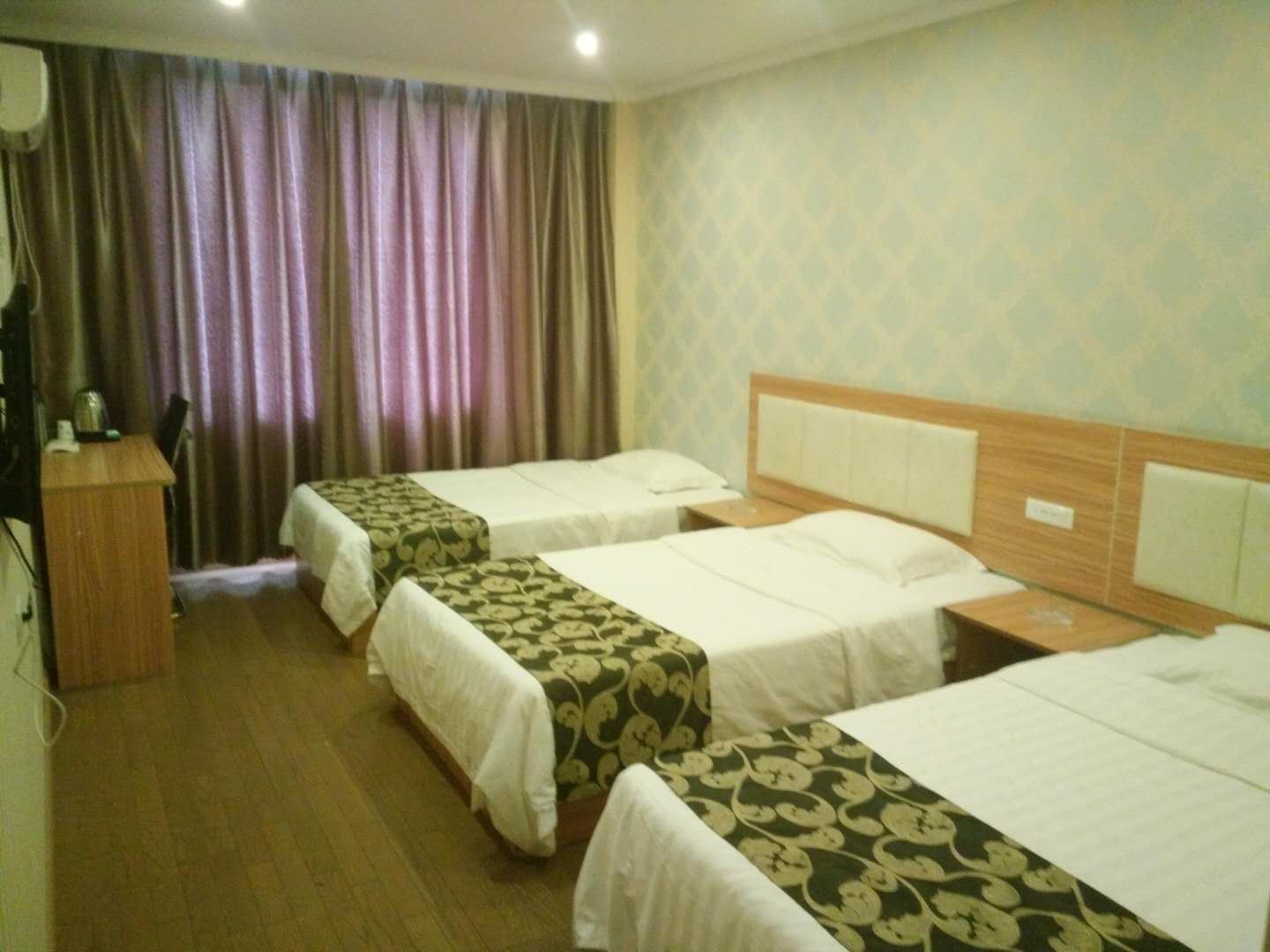 三人间
