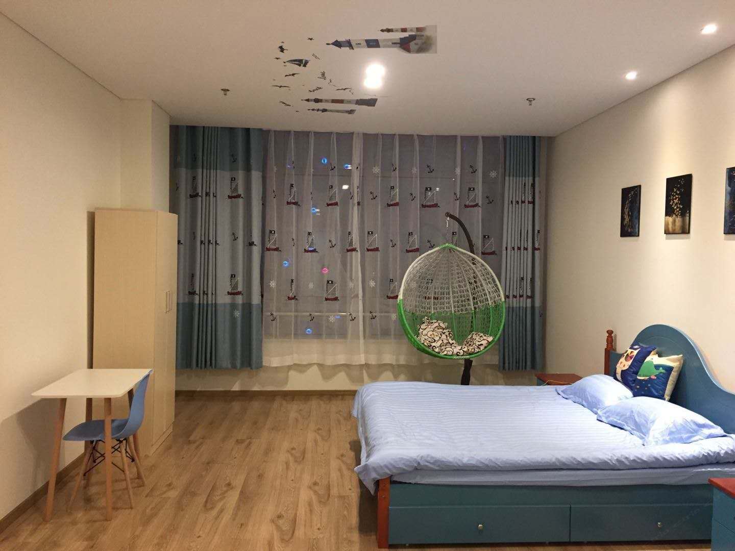 瞰海大床房