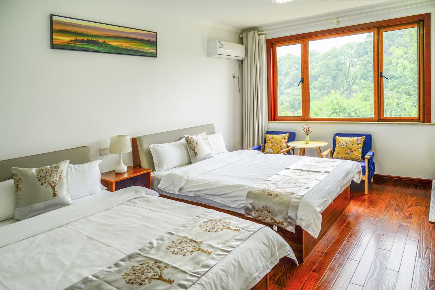 阳光一室大床房