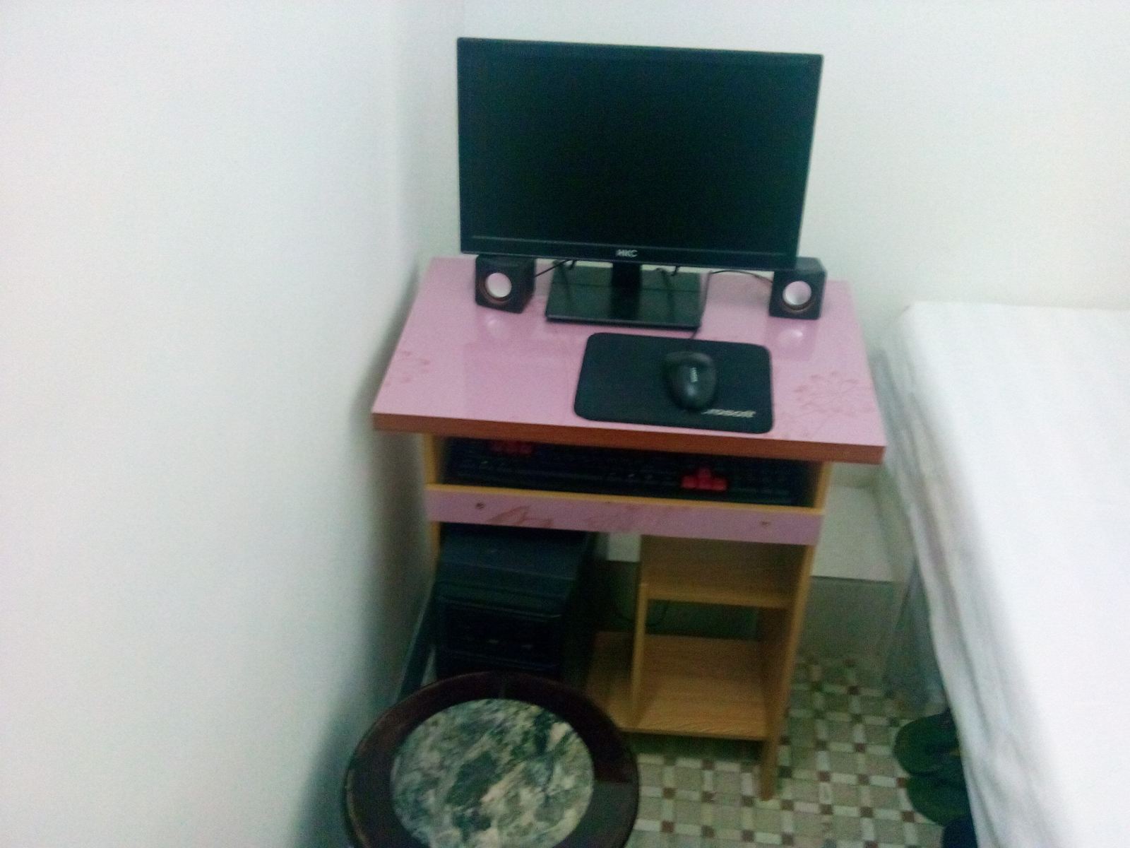 大床电脑房(公卫)