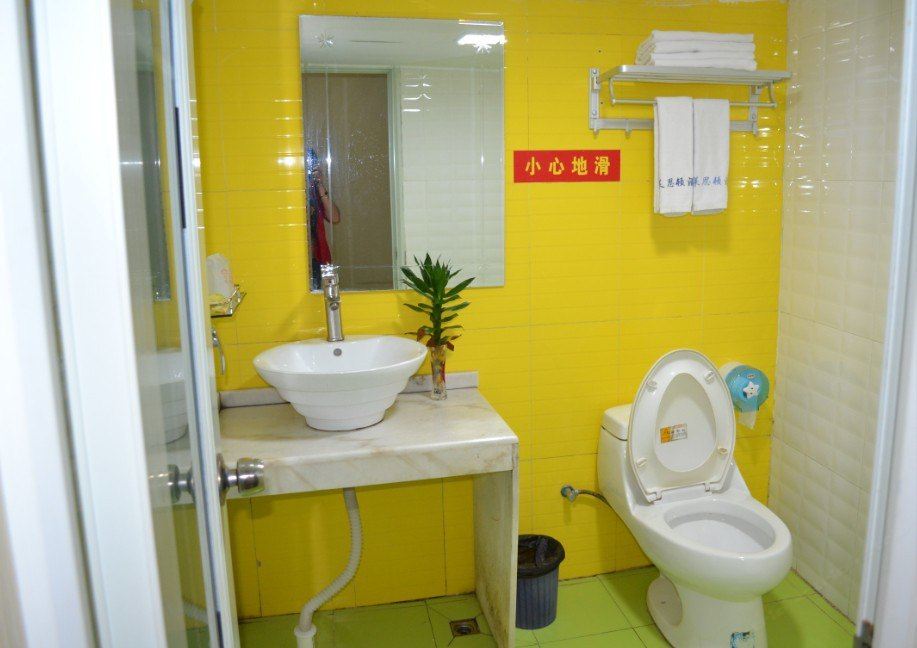 舒适大床房
