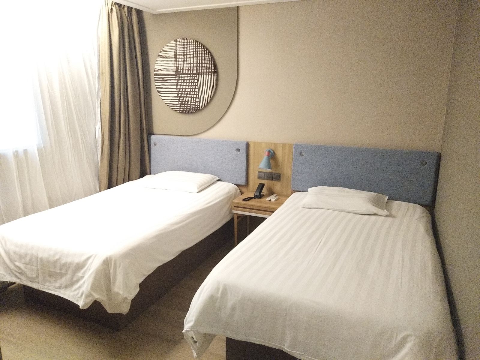 全新双床房