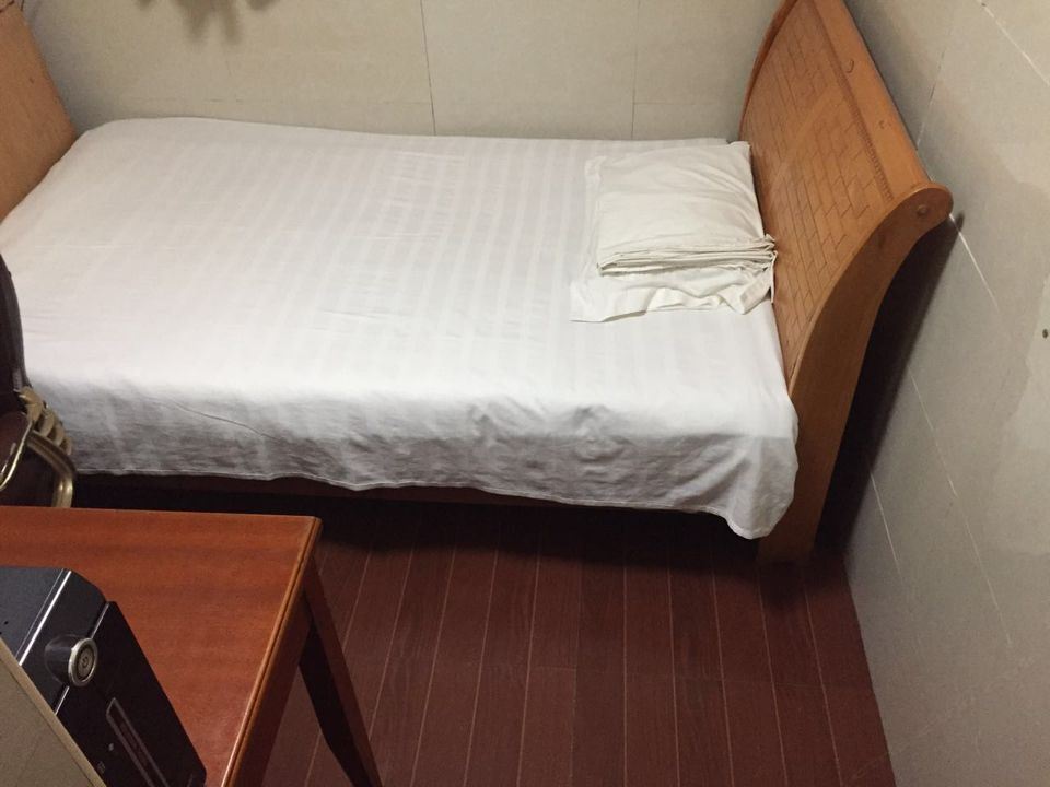 标准单人间
