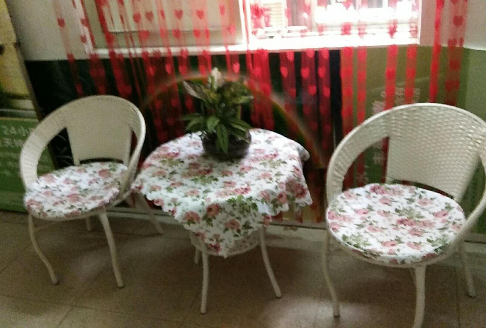 浪漫主题圆床房