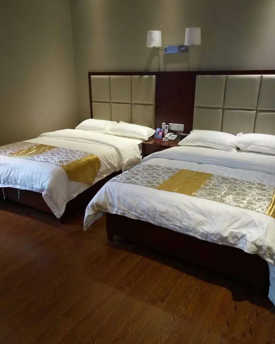 标准双床房