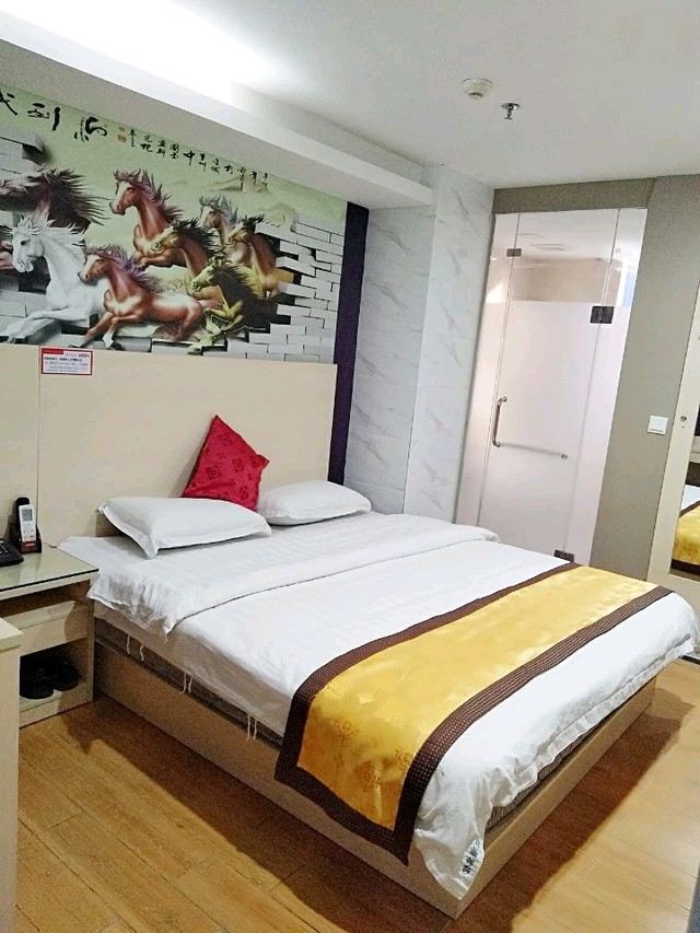 舒适大床房