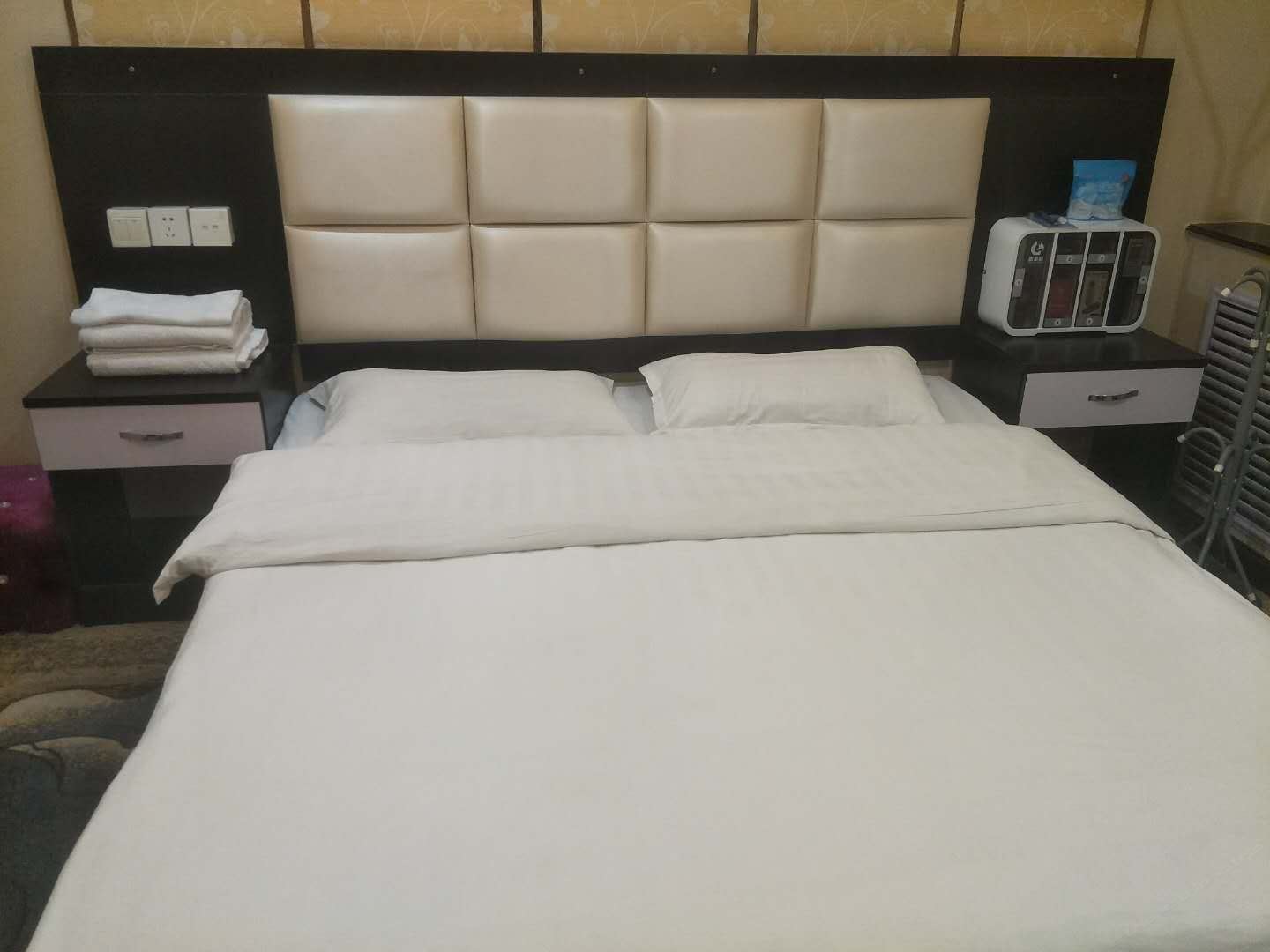 商务大床房