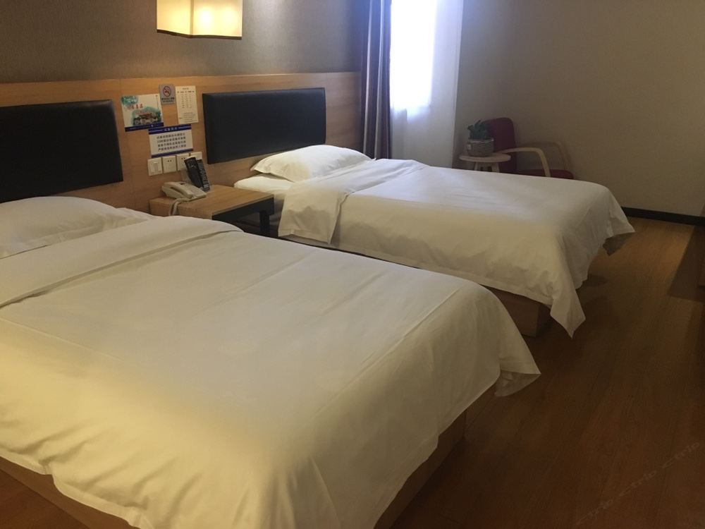 经济双床房（无窗）