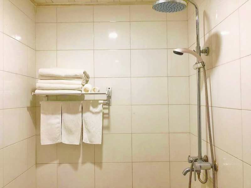 商务大床房
